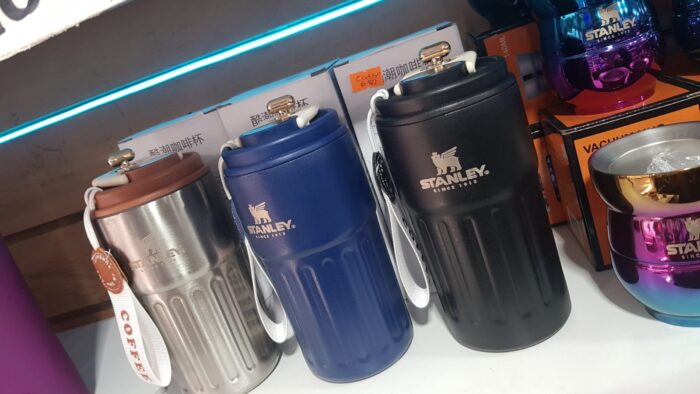 Vaso Termico con indicador Termico Tipo stanley